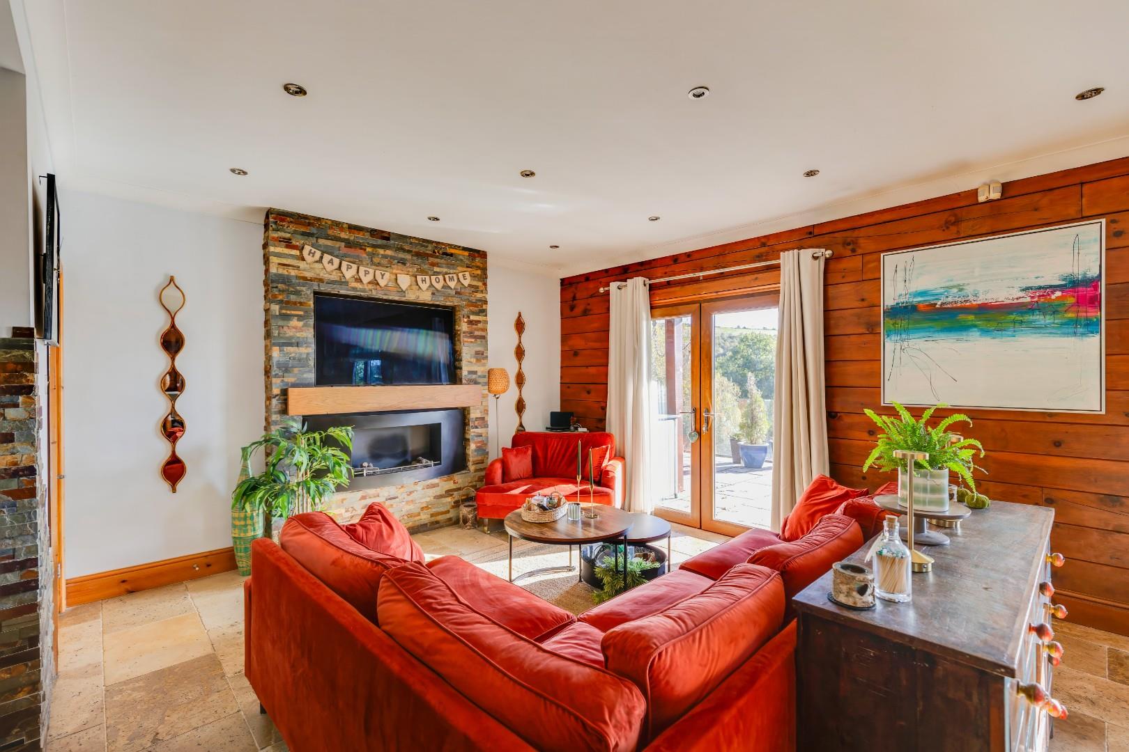11 Oakmead Road, Llanharan, Pontyclun, Rhondda Cynon Taff, CF72 9FB